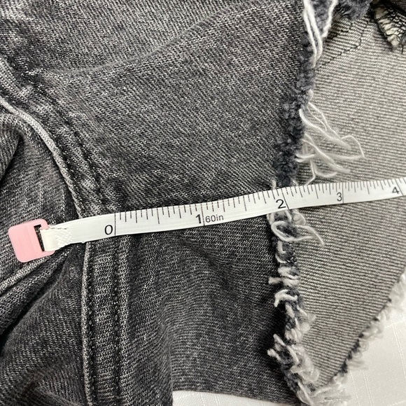 Levi’s 501 High Rise Cutoff Jean Shorts W26 Black Wash - Picture 11 of 11